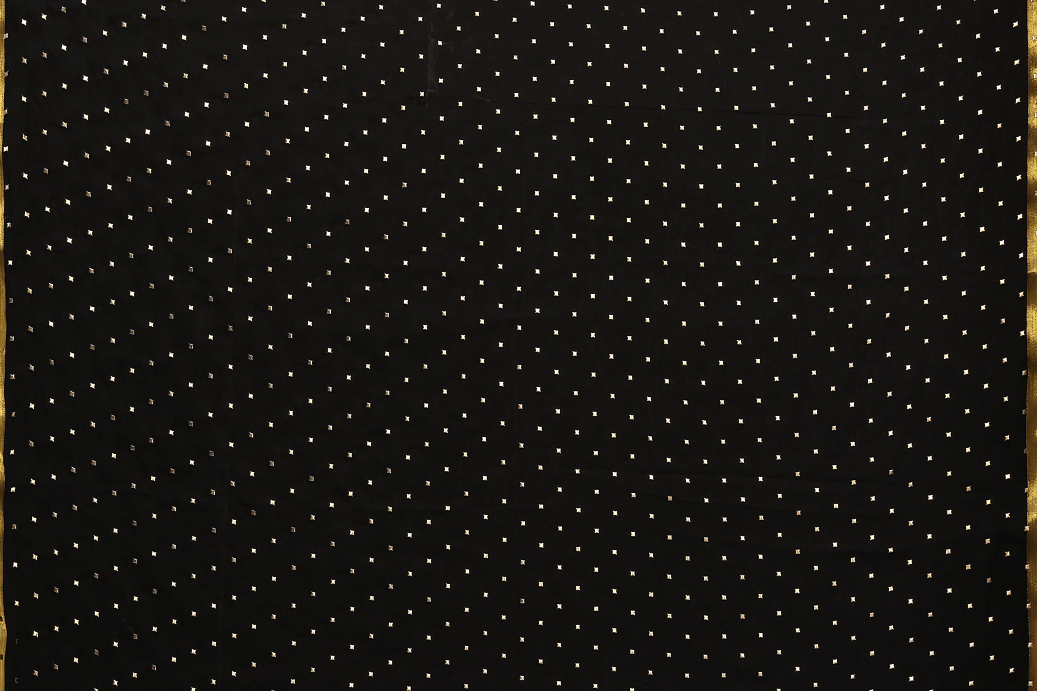 Black Chiffon Foil Print Saree (Black)